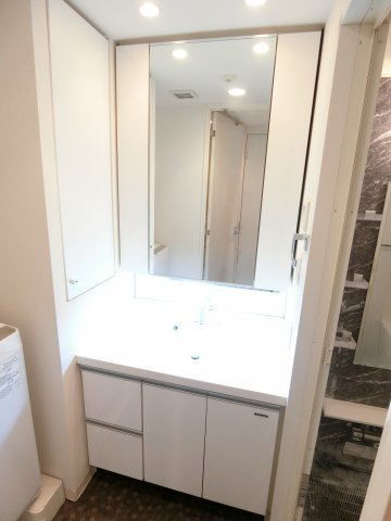 洗面設備　詳細は、RISUMO江坂本店→06-6155-7137まで♪