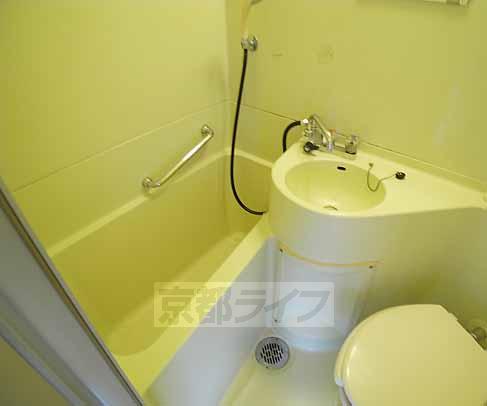 バス・シャワールーム　お掃除も楽々なんです