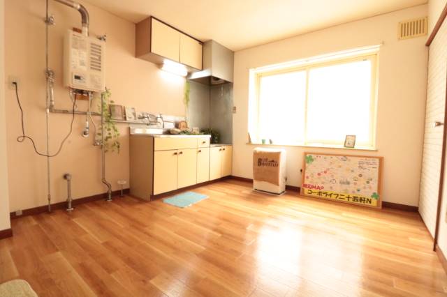 居室・リビング　日当たり良好♪