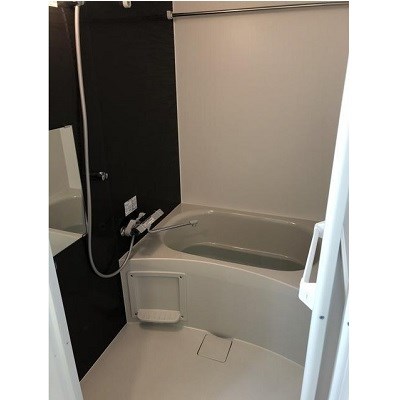 バス・シャワールーム　家具家電付きセットアップ賃貸。