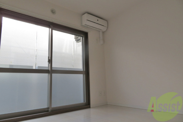 居室・リビング　７．１帖のリビングです。広々としていますよ。