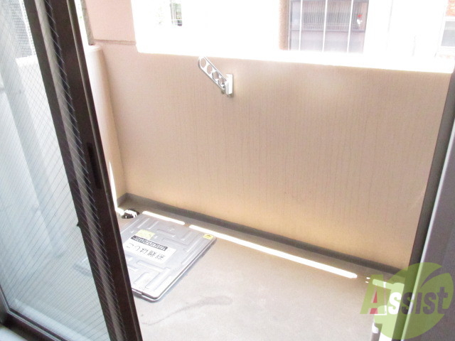 バルコニー　バルコニーも広いよ、眺望の良い所が魅力です