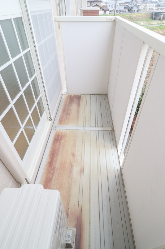 バルコニー　図面と現状に相違がある場合には現状を優先