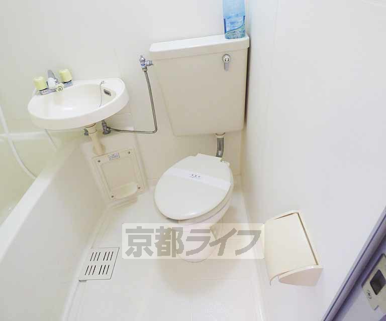 トイレ　ユニットバスのトイレです。