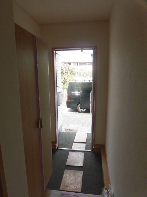 玄関　※別室参考写真