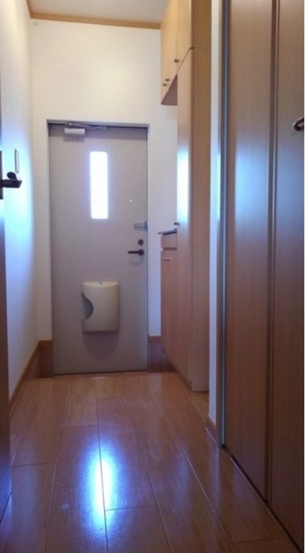 玄関　図面と現状に相違がある場合には現状を優先