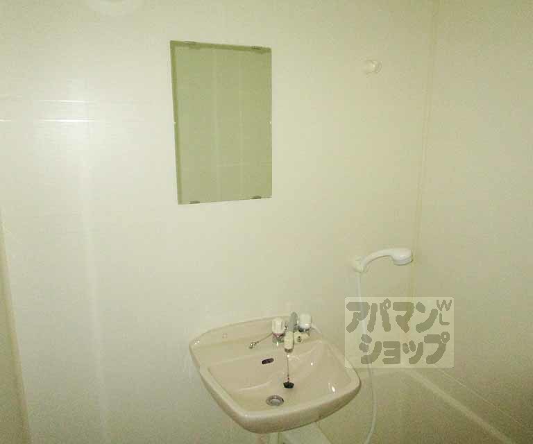 洗面設備　１０６号室の写真です。