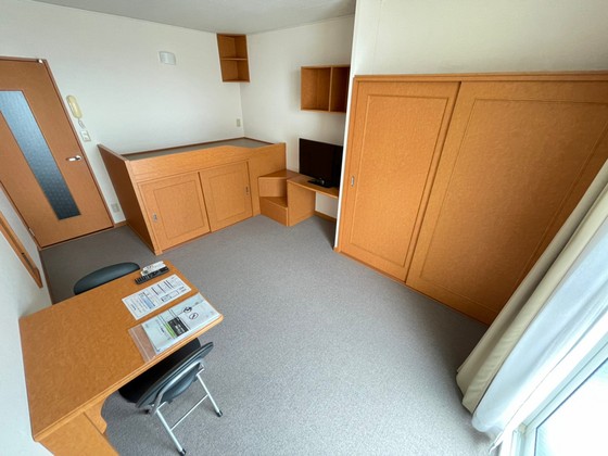 居室・リビング　※別部屋の写真です