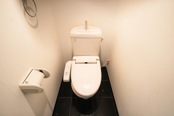 トイレ　※別号室