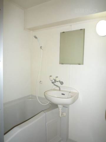 バス・シャワールーム　バスルーム