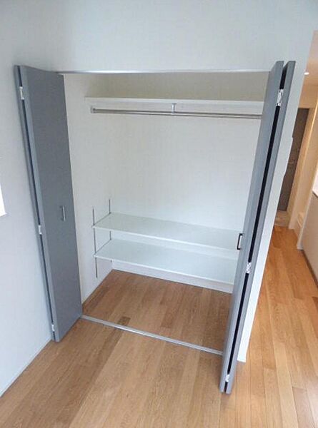 収納　別タイプ部屋　参考写真です