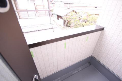 　バルコニー　ベランダ