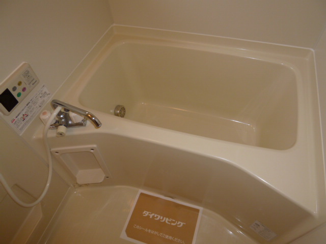 バス・シャワールーム　追い焚きバス