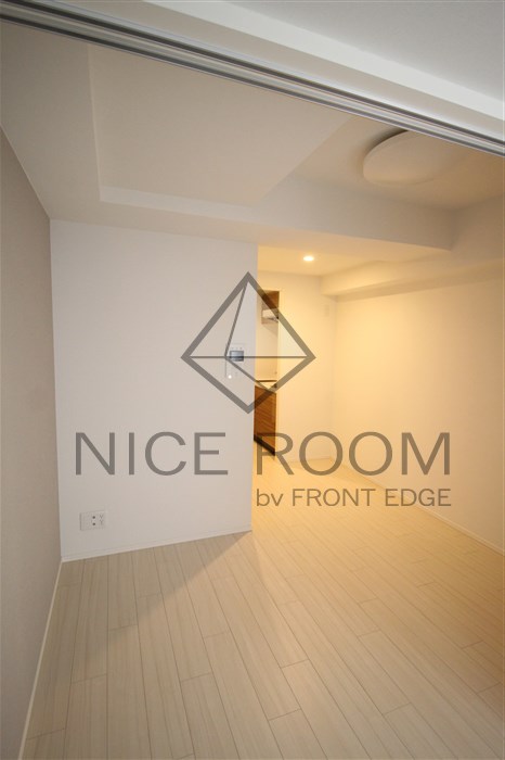 居室・リビング　ルフォンプログレ本町WEST　リビング