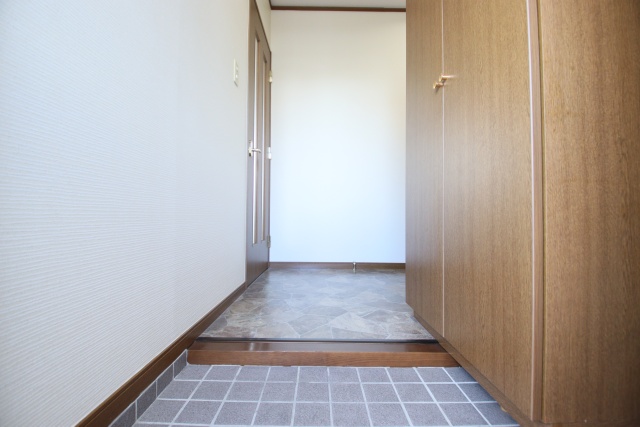 玄関　別部屋の写真です。※現状優先