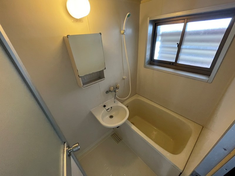 バス・シャワールーム　バス