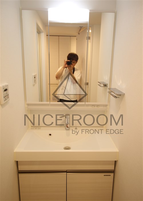 洗面設備　ラ・フォルム本町WEST　独立洗面台