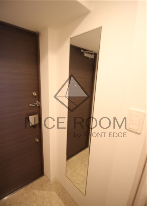 玄関　ラ・フォルム本町WEST　玄関