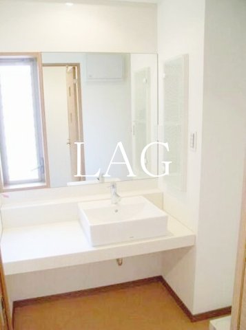 洗面設備　独立洗面台です。