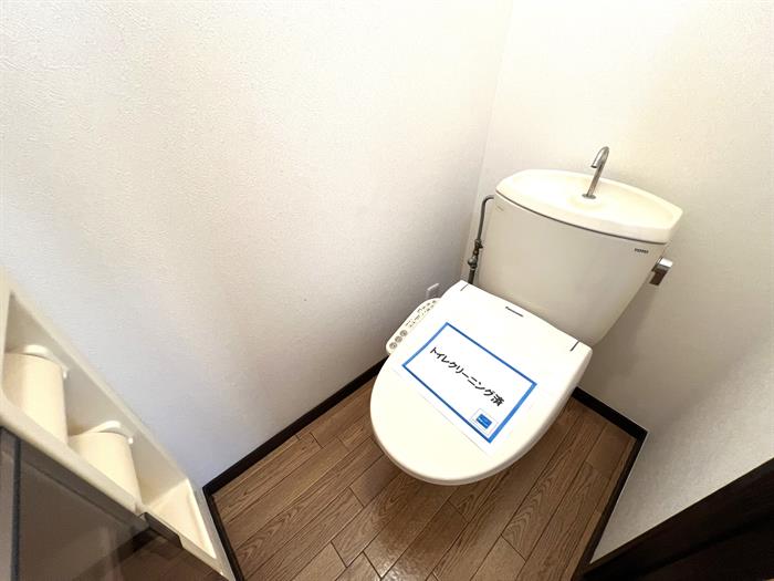 トイレ　トイレになります。※写真は別室のものになります。