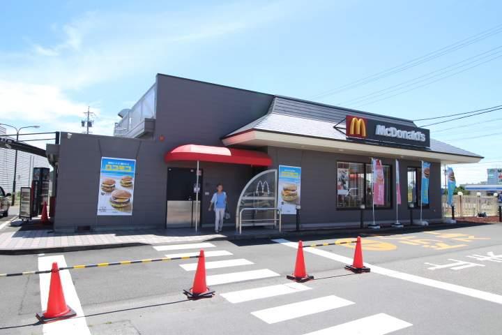 飲食店　マクドナルド（飲食店）まで115m
