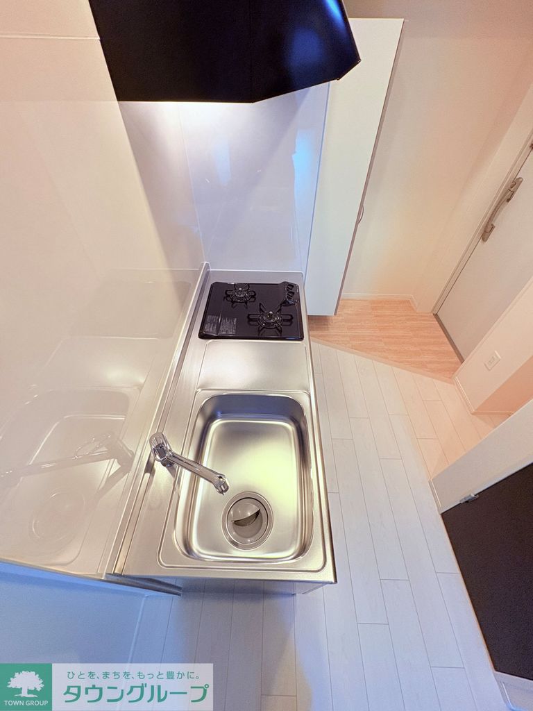 キッチン　玄関