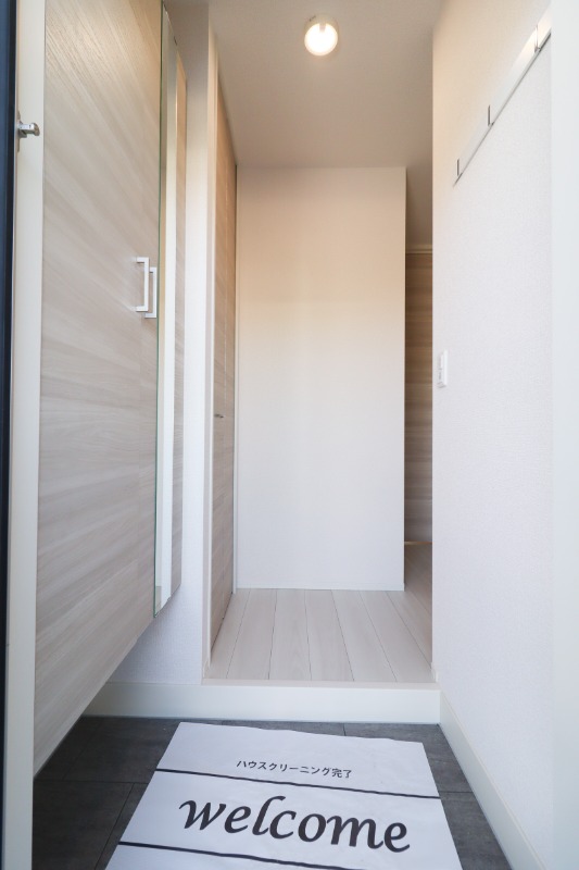 玄関　図面と現状に相違がある場合には現状を優先