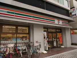 コンビニ　セブン－イレブン蒲田駅前店（コンビニ）まで97m