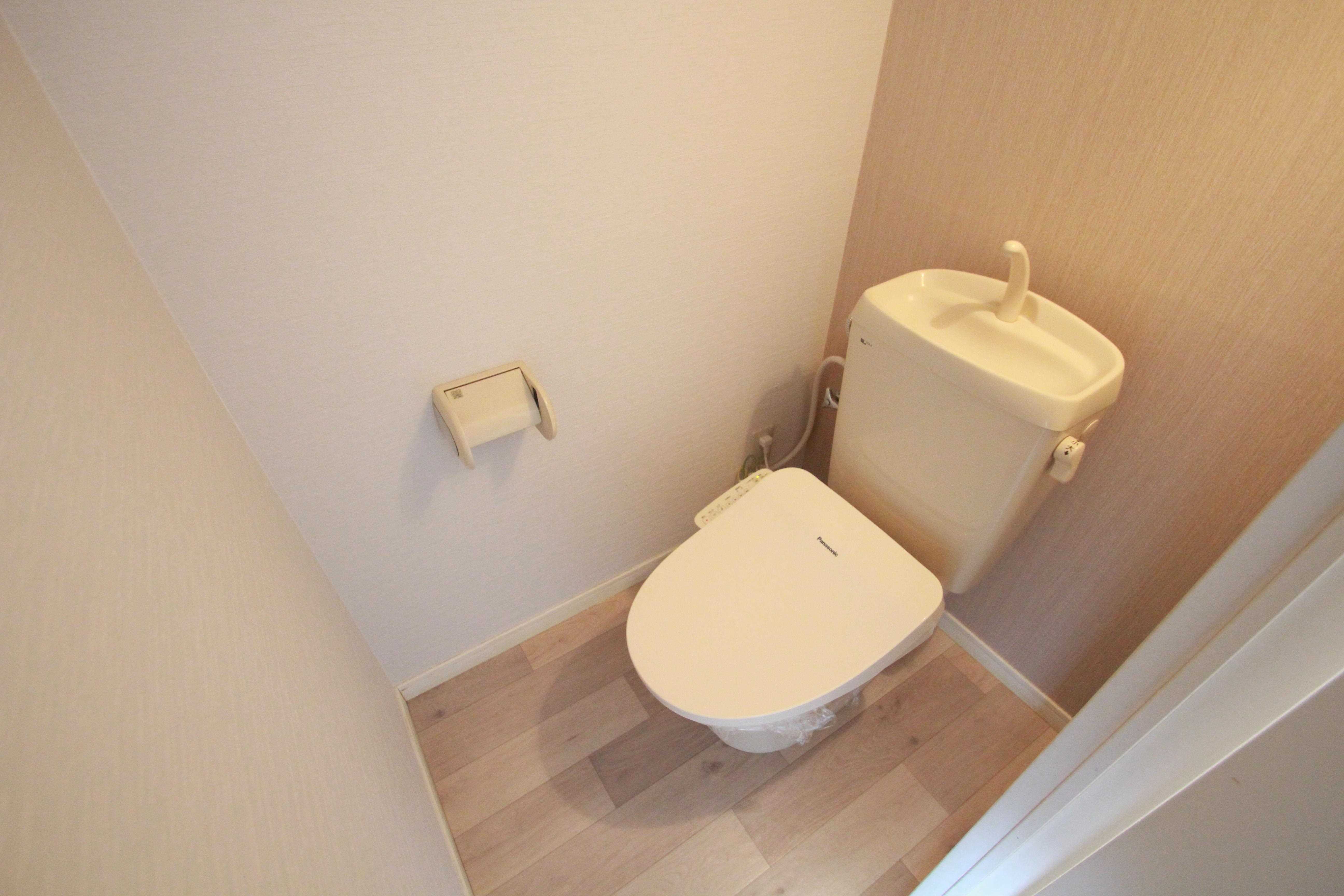 トイレ　ウォシュレット付きのトイレです。