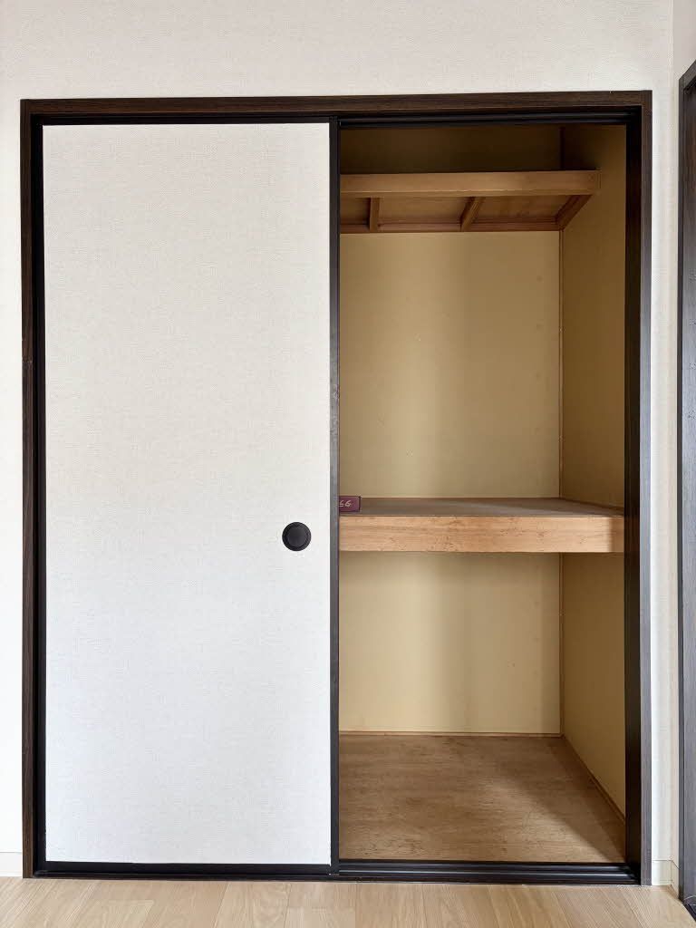 その他部屋・スペース　南西側洋室