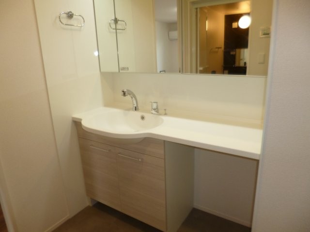 洗面設備　シャンプードレッサー