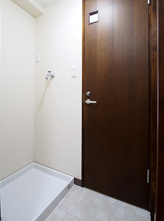 その他設備　室内洗濯機置場完備でお洗濯も便利に