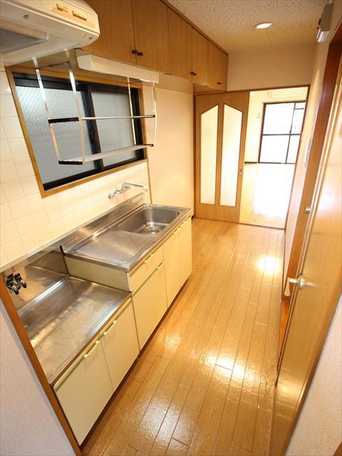 キッチン　松山市萱町　カドタパレス　キッチン