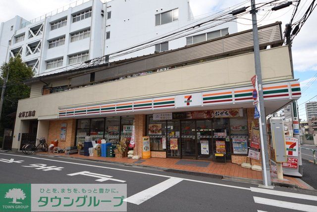 コンビニ　セブンイレブン北区赤羽南2丁目店（コンビニ）まで410m