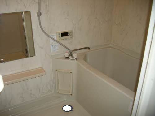 バス・シャワールーム　浴室