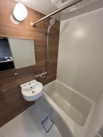 洗面設備　※別部屋の参考写真です。