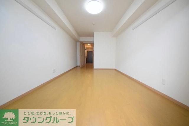 居室・リビング　広々室内です