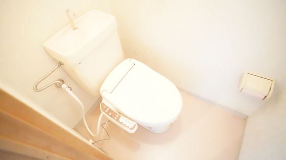 トイレ　シャワー付きトイレ