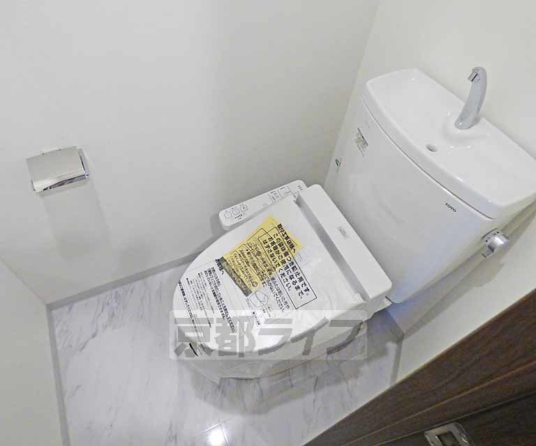 トイレ　清潔感のあるトイレです。