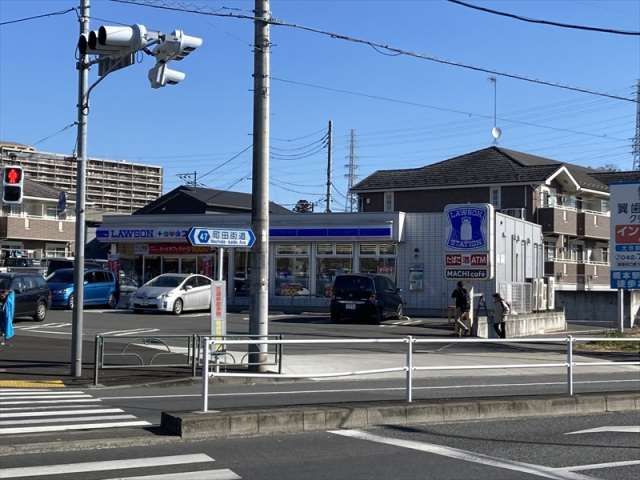 コンビニ　ローソン×スリーエフ（コンビニ）まで206m