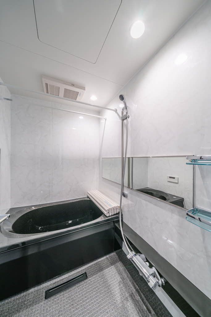 バス・シャワールーム　浴室