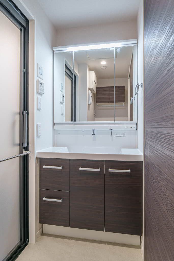 洗面設備　洗面化粧台