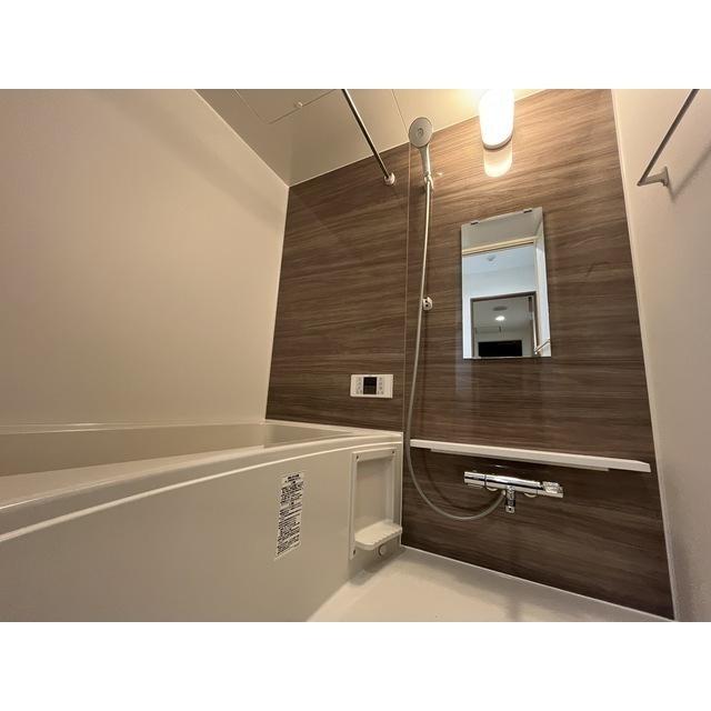 バス・シャワールーム　シャワールーム