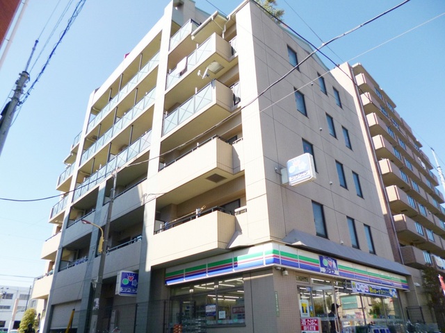 建物外観　１Ｆコンビニ！冷蔵庫代わりに使う人増えてます！