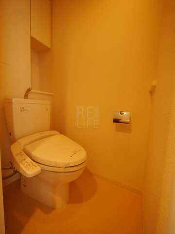 トイレ　ガーネットコート四谷