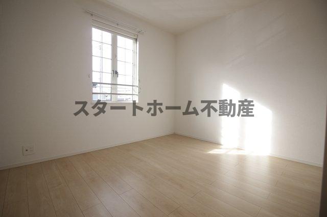 居室・リビング　個人の部屋や寝室として使える洋室です