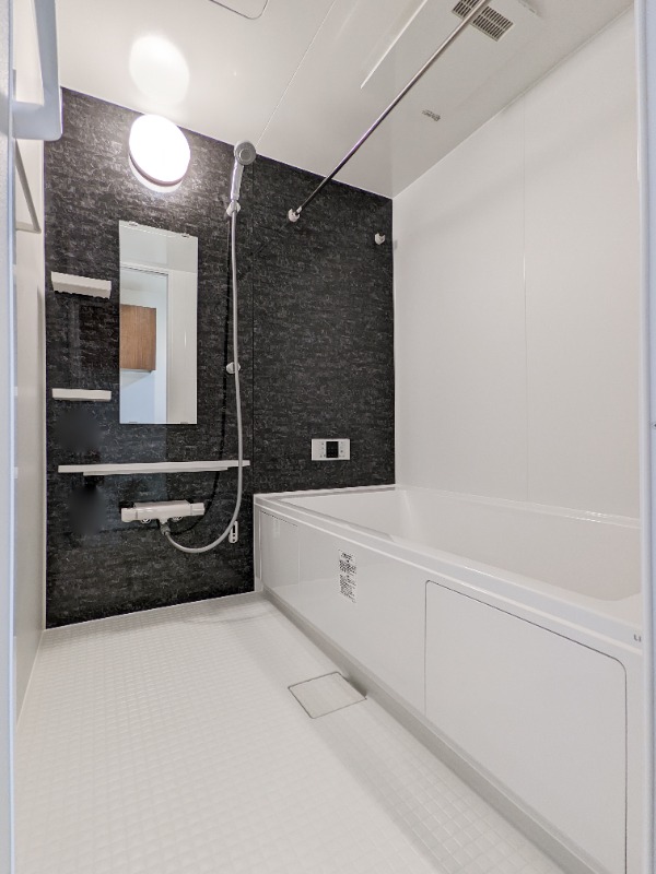 バス・シャワールーム　図面と現状に相違がある場合には現状を優先