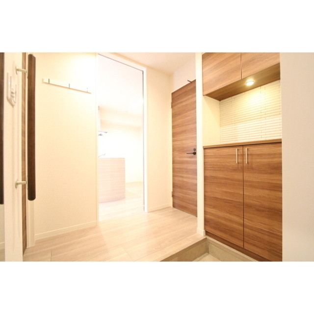 玄関　姿見付きの玄関♪