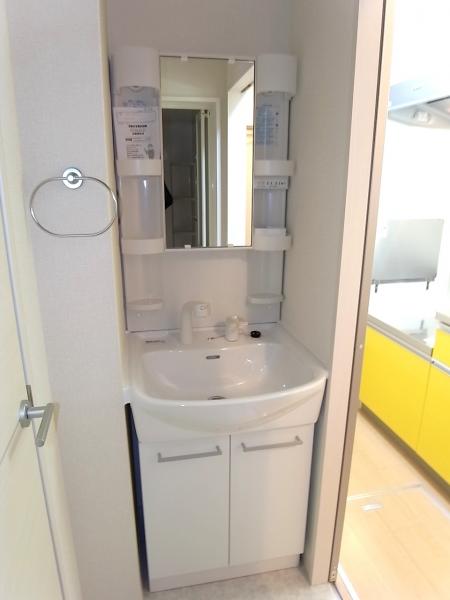 洗面設備　洗面所