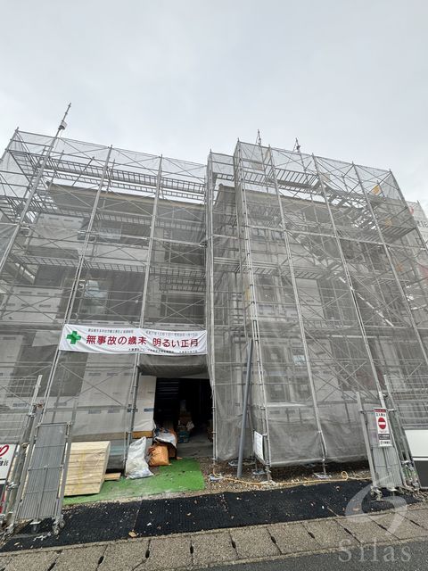 建物外観　建築中